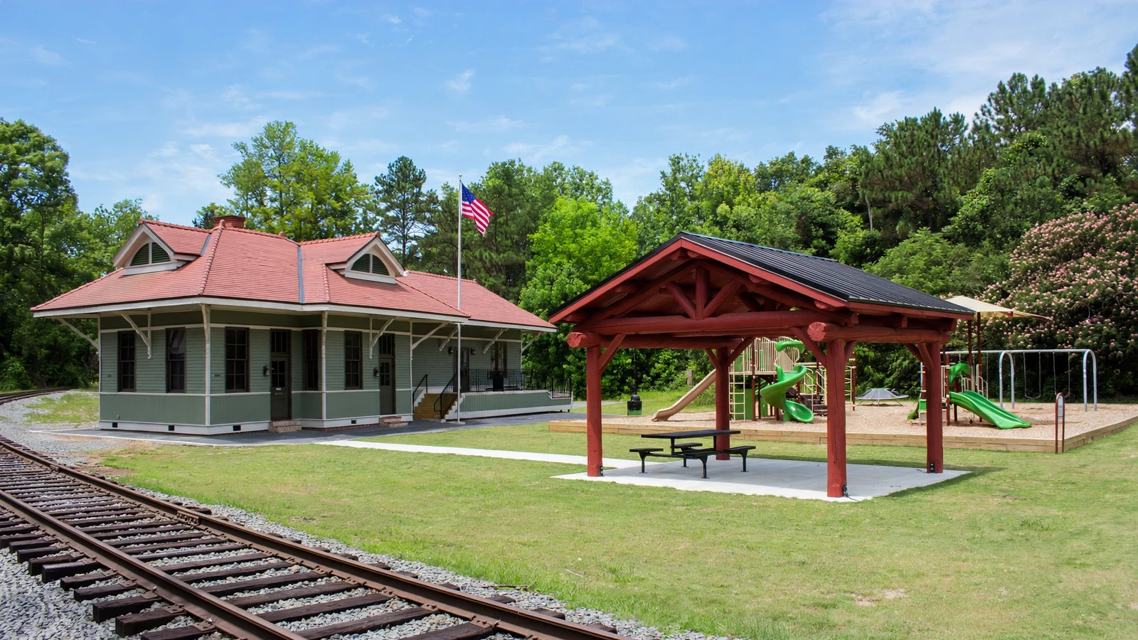 Holly Springs, GA